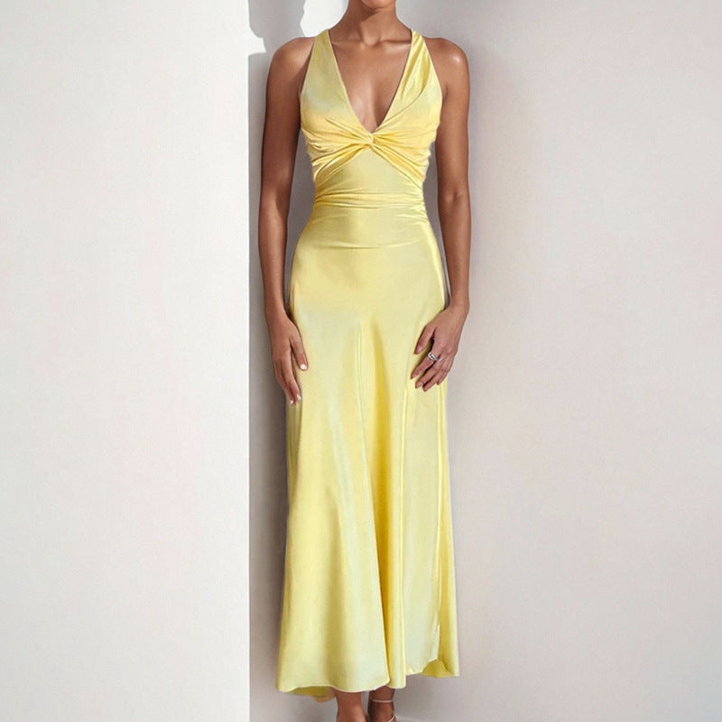 Sexy V-neck Pleated Slim Fit Slimming Graceful And Fashionable Dress